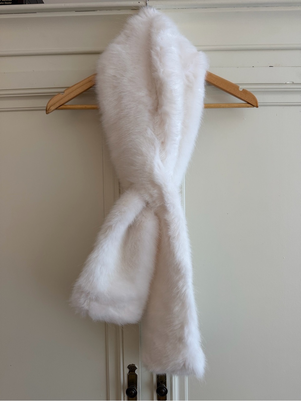 Luxury Faux Fur White Scarf Wrap